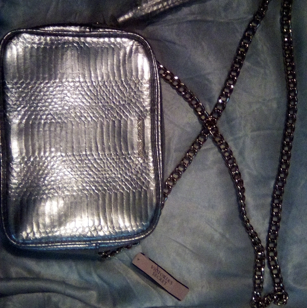 Victoria secret Purse - Picture 2 of 6